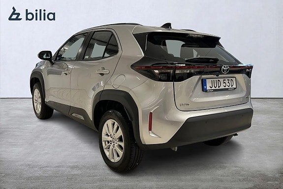 Toyota Yaris Cross 2 of 21