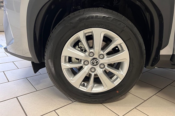 Toyota Yaris Cross 17 of 21