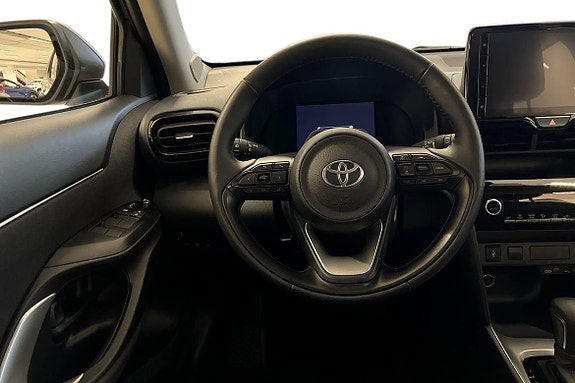Toyota Yaris Cross 11 of 21