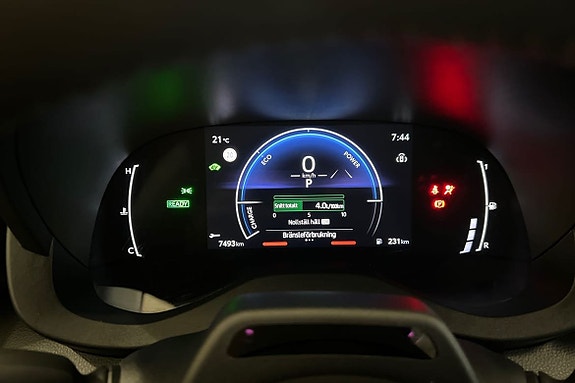 Toyota Yaris Cross 16 of 21
