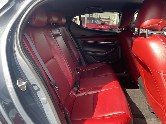 Mazda 3 15 of 24