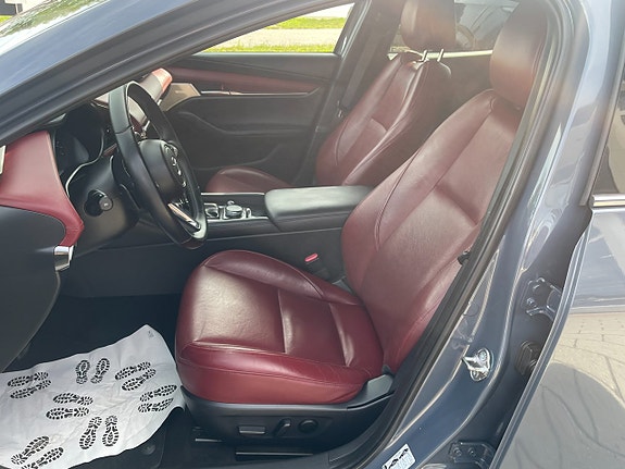 Mazda 3 9 of 24