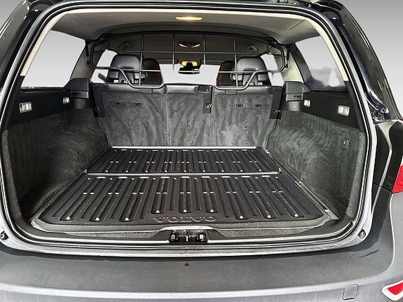 Volvo XC70 18 of 18