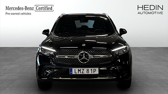 Mercedes-Benz GLC300 e 8 of 19