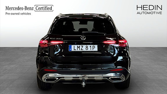 Mercedes-Benz GLC300 e 7 of 19