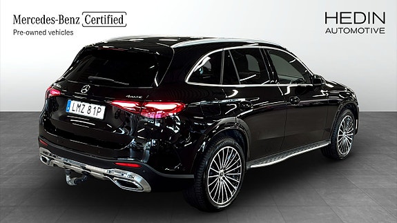 Mercedes-Benz GLC300 e 2 of 19