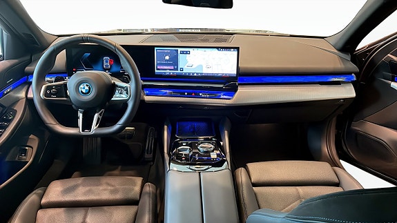 BMW 530e 4 of 9