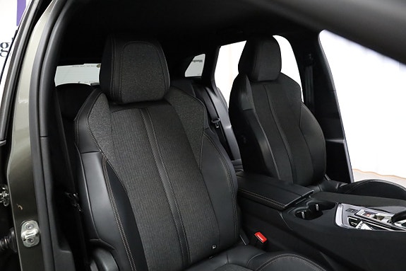 Peugeot 3008 18 of 23