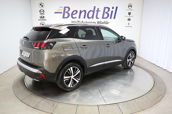 Peugeot 3008 12 of 23