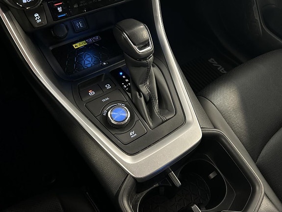 Toyota RAV4 18 of 19