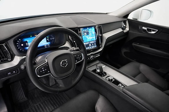 Volvo XC60 11 of 20