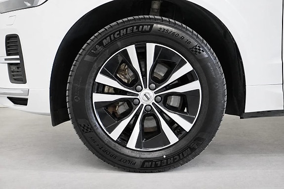 Volvo XC60 10 of 20