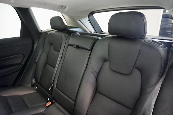 Volvo XC60 20 of 20