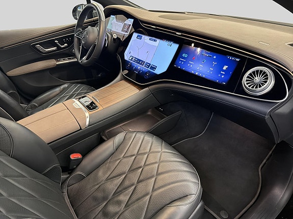 Mercedes-Benz EQS580 20 of 30