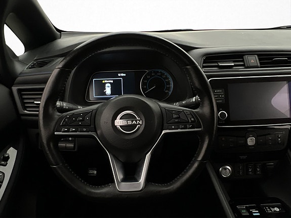 Nissan Leaf 13 of 30