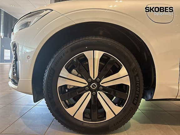 Volvo XC60 18 of 28