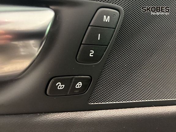 Volvo XC60 22 of 28