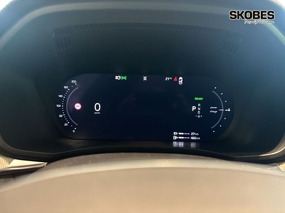 Volvo XC60 14 of 28