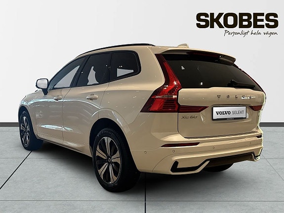 Volvo XC60 6 of 28