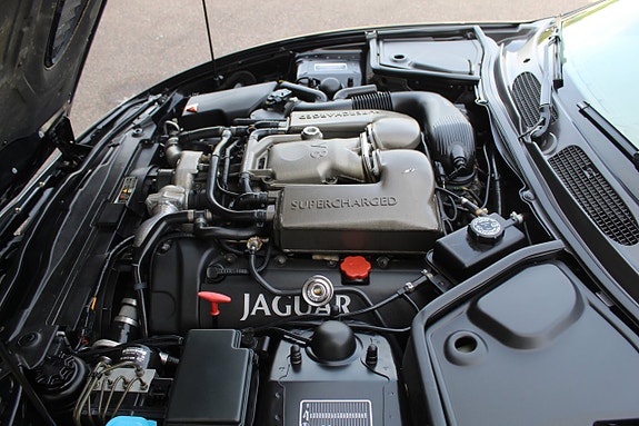 Jaguar XKR 10 of 14