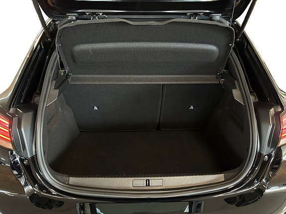 Peugeot 208 16 of 17