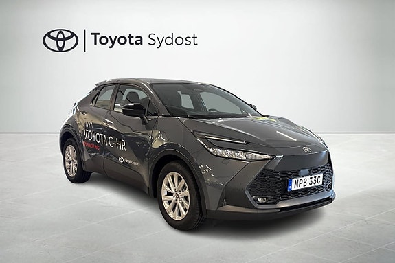 Toyota C-HR 10 of 11