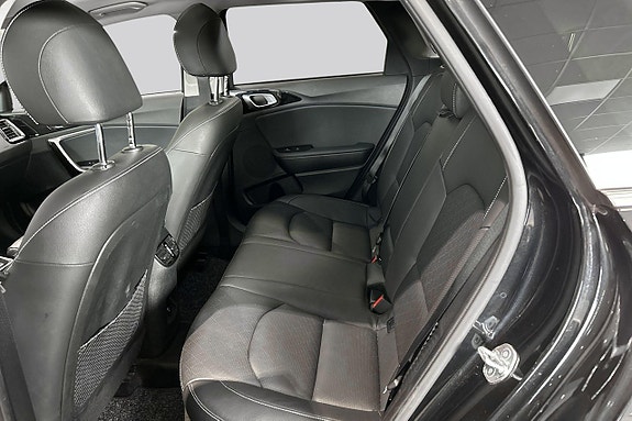 Kia Ceed 9 of 13