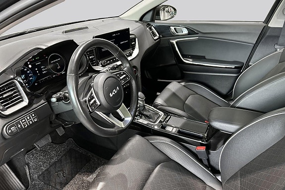 Kia Ceed 8 of 13