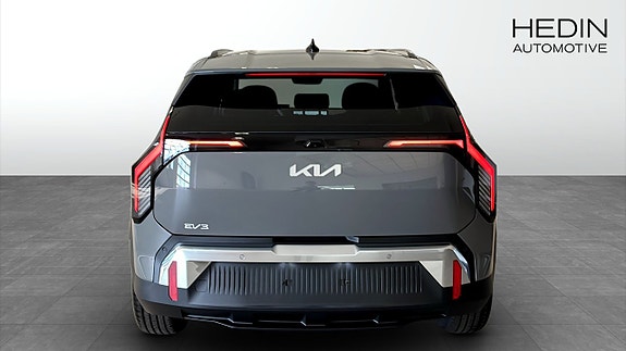 Kia EV3 7 of 13