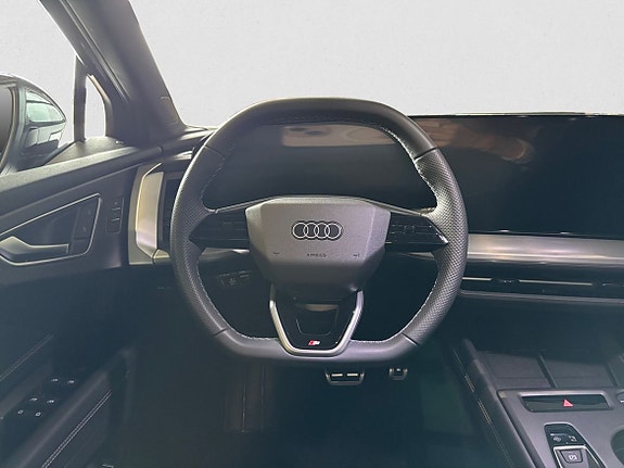 Audi Q4 e-tron 10 of 13