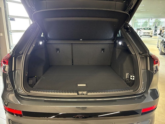 Audi Q4 e-tron 13 of 13