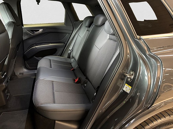 Audi Q4 e-tron 12 of 13