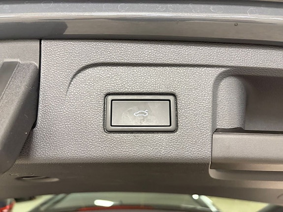 Volkswagen Touran 11 of 13