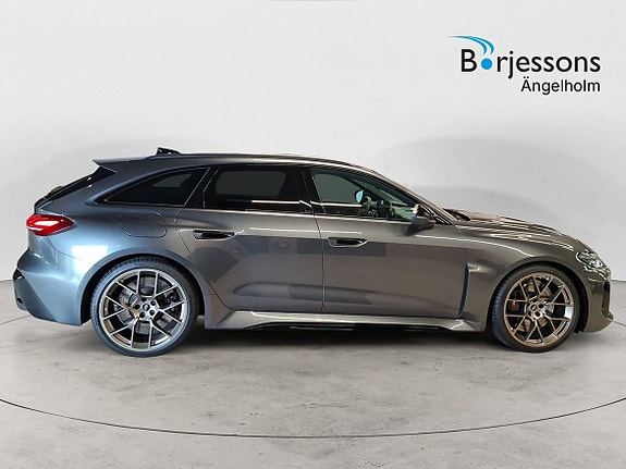 Audi RS5 2 of 17