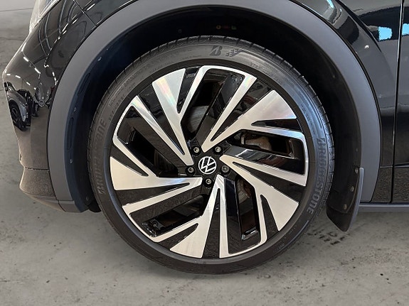 Volkswagen ID.4 GTX 4 of 8