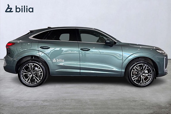 Audi Q3 4 of 26