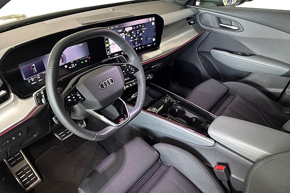Audi Q3 9 of 26