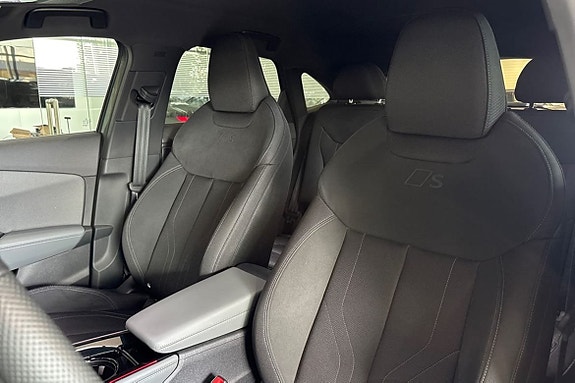 Audi Q3 20 of 26