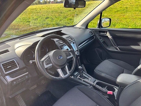 Subaru Forester 15 of 28
