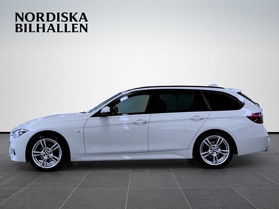 BMW 320d 4 of 17