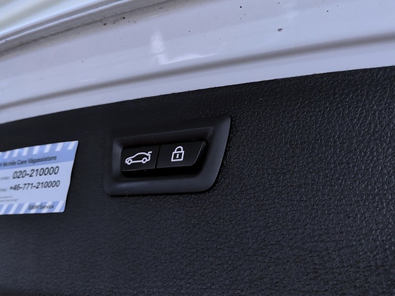 BMW 320d 16 of 17