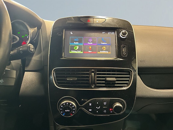 Renault Clio 11 of 19