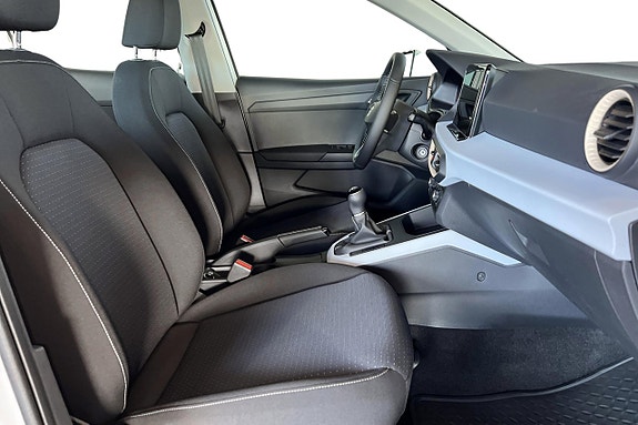 Seat Arona 13 of 24