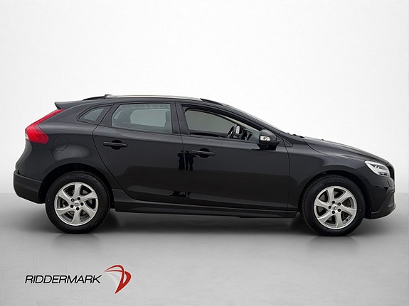 Volvo V40 Cross Country 8 of 30