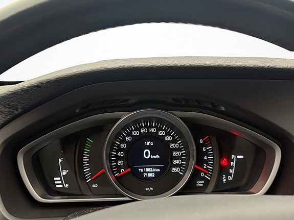 Volvo V40 Cross Country 15 of 30