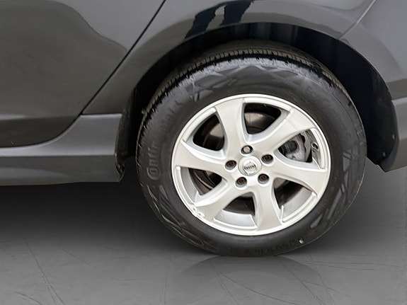 Volvo V40 Cross Country 29 of 30