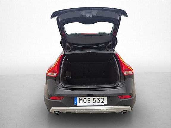Volvo V40 Cross Country 25 of 30