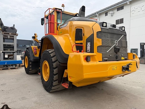 Volvo L 180 H 3 of 6