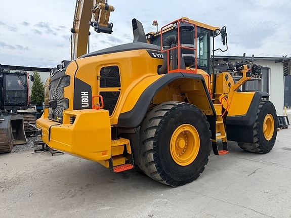Volvo L 180 H 2 of 6