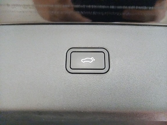 Volvo EX30 11 of 16